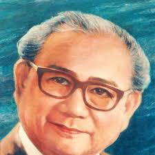 Nhac Si Luu Huu Phuoc